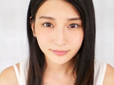 【清楚美女の主観エッチ♡】 美乳スレンダーな美人がVRで大胆に！ 密着して感じるドキドキの個人レッスン！