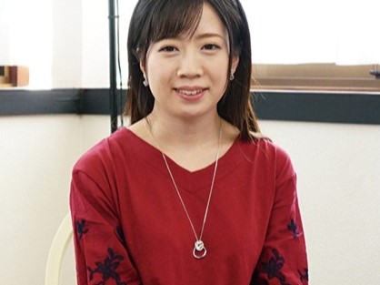 【デカパイ人妻の初撮りドキュメント】 清楚でエロすぎる奥様がカメラの前で大胆に！ 恥じらいながらも本能のままに乱れる♡