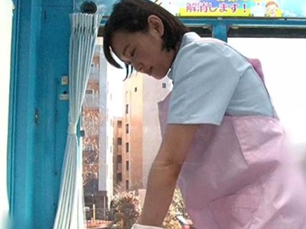 【美女のご奉仕企画】「どうかしら？♡」デカパイえろすぎ美女がナース風に大胆に！中出しご奉仕企画で本気モードの危険なプレイ♡