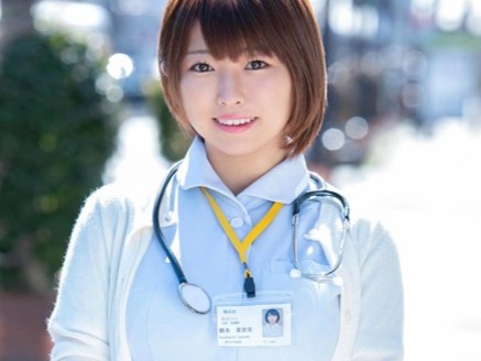 デカパイスレンダーな可愛らしいナースさんが本気で乱れるエッチ！白衣の天使がエロすぎる看病プレイ♡
