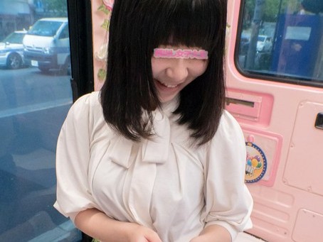 ≪素人≫「なにするのぉ」デカパイえろすぎ美女のご奉仕エッチ