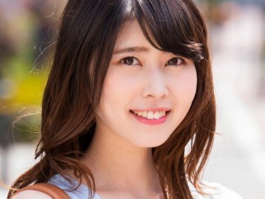 【ナンパ成功！】「どう？私のエッチな姿♡」美乳スレンダーな美少女が街中でゲット！ドキドキの初対面からドスケベSEXに発展！ウブな反応がたまらない！！