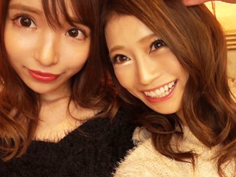 【ギャル乱交ハメ撮り】「どうかなー？気持ちいい？」美乳エッチ大好きギャルズ達の乱交ハメ撮りエッチ！ギャル特有のエロさが全開になる激カワ乱交SEX♡