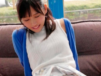 街中の素人美女が、100の質問で賞金目当てにミラー号へ！即ハメ開始で、抵抗しつつもオマ○コは濡れまくり！Hな質問に答えながら、デカチン即ハメのピストンで何度も絶頂！街中で見つけたシロウト娘の素直な反応が、エロすぎる！