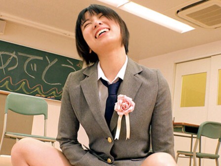 美乳華奢でカワイイ女の子とド淫乱素股エッチからSEX