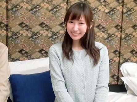 ＜素人＞「もっとしてあげる」巨乳可愛らしいお姉さんのSEX