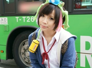 【制服美少女】「どうかな？♡」美乳スレンダーなJKがお姉さん風コスプレでエッチなハメ撮り体験！！