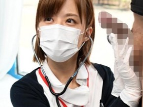 【美乳華奢なお姉さんをナンパ】「どう？この雰囲気♡」カワイイお姉さんを口説いてハメ撮りエッチ！ウブな反応がたまらなくエロい！